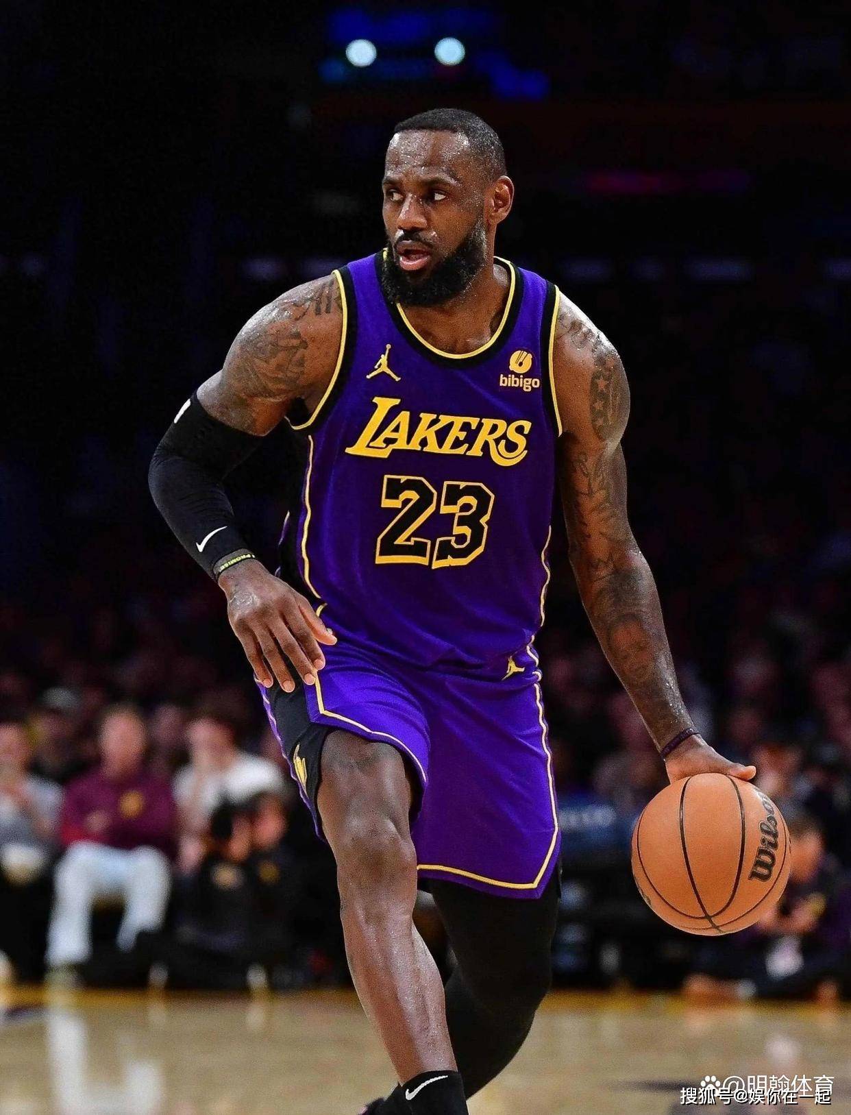 九游体育-关于詹姆斯回归赛场，突破纪录首场状态亮眼，IG观众沸腾！的信息