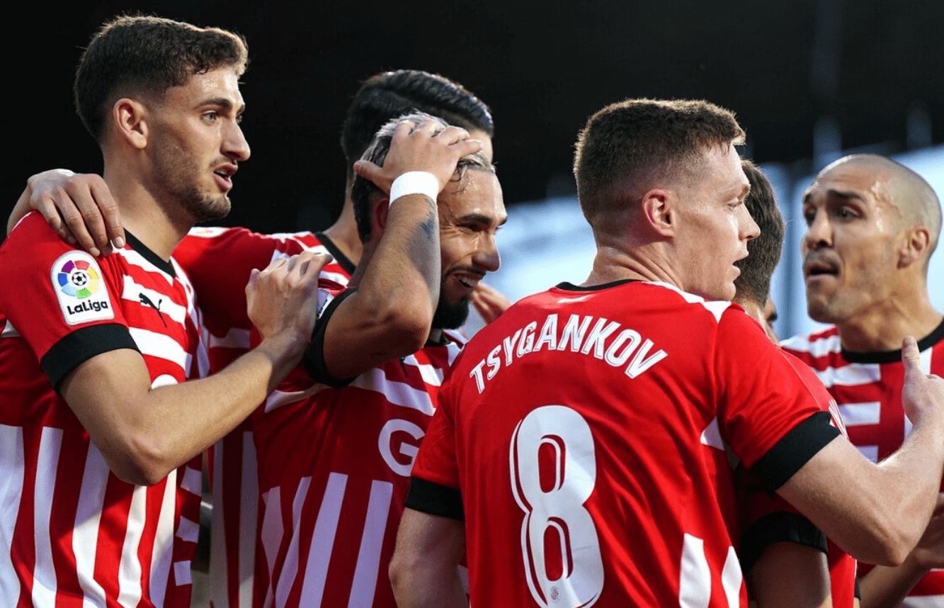 九游体育-莱万多夫斯基爆冷击败FPX，比分优势明显引爆全场！的简单介绍