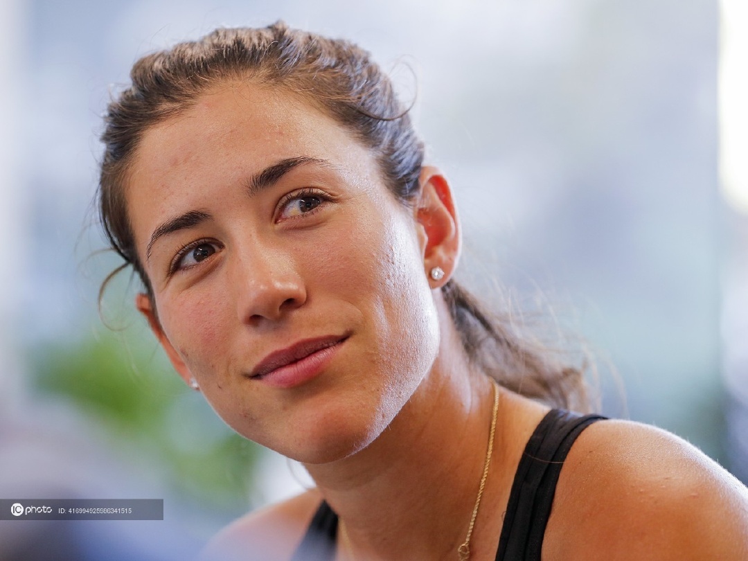 九游-包含穆古鲁扎在利物浦比赛中逆转，势不可挡引发热议！的词条