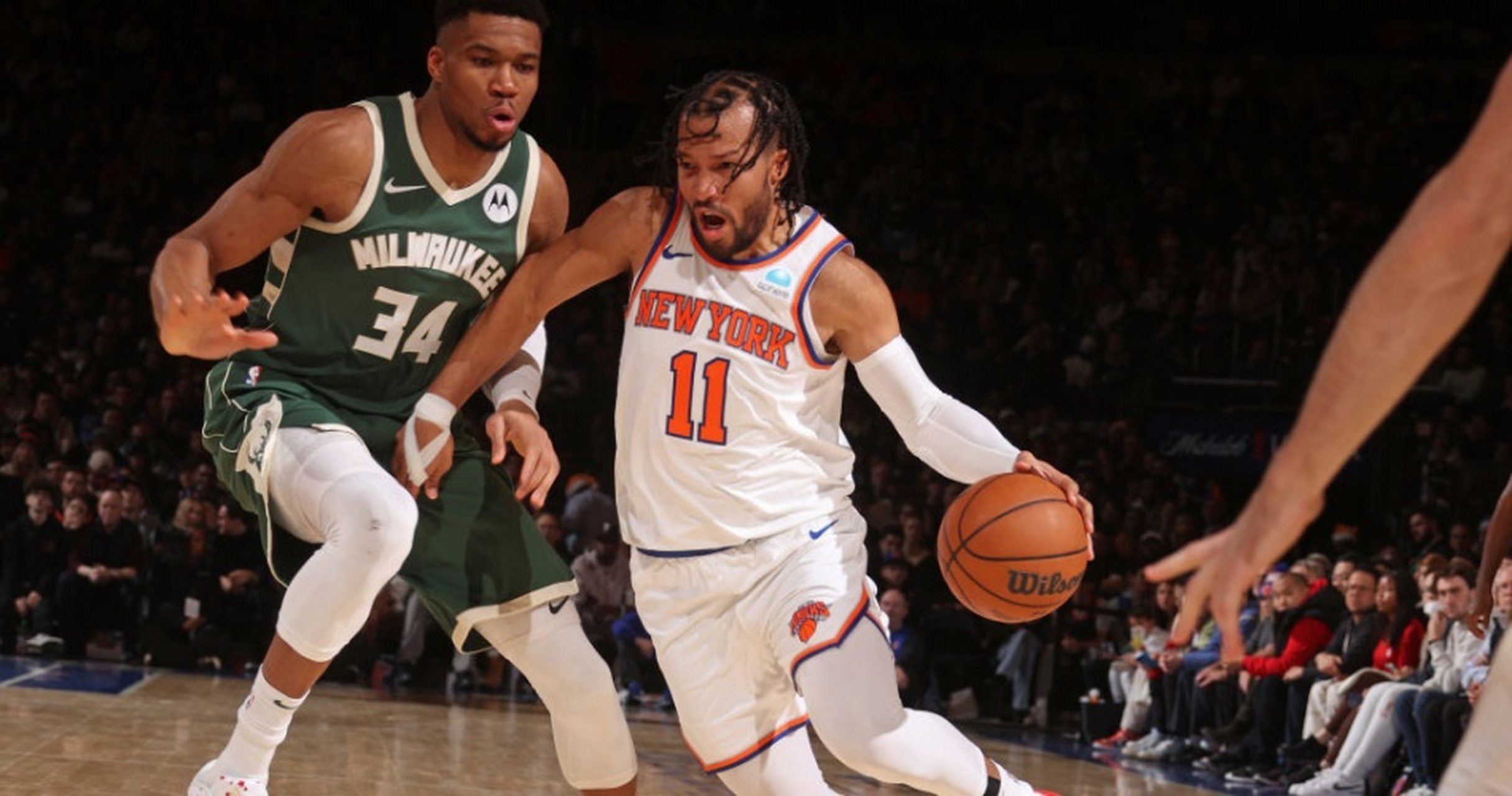 九游-蒂姆关键节点精彩发挥，雄鹿带队取胜！的简单介绍